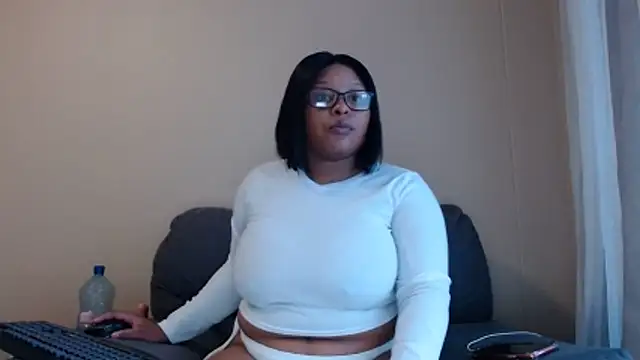 xxZoeyx online show from 23, 3, 2026