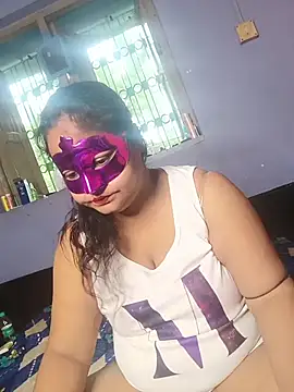 Snapshot of Naina1994 chatting on 10, 7, 2026 Naina1994 online show from 10, 7, 2026