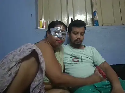 Naina1994 online show from 22, 4, 2026