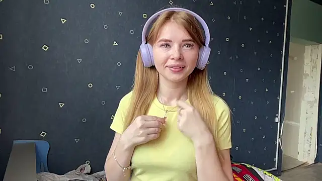 fanybuny online show from 2, 4, 2026