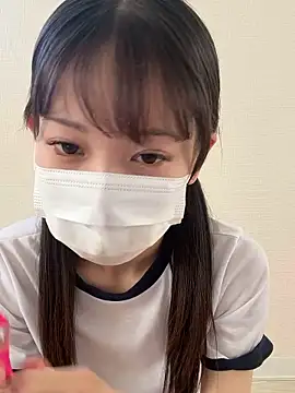 yuki2210 online show from 7, 4, 2026