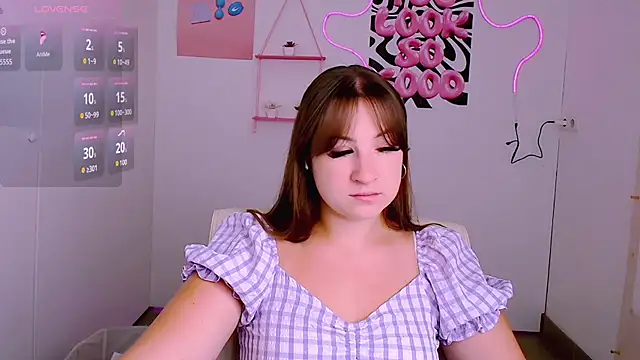 Snapshot of Tiffani_Angel chatting on 6, 7, 2026 Tiffani Angel online show from 6, 7, 2026