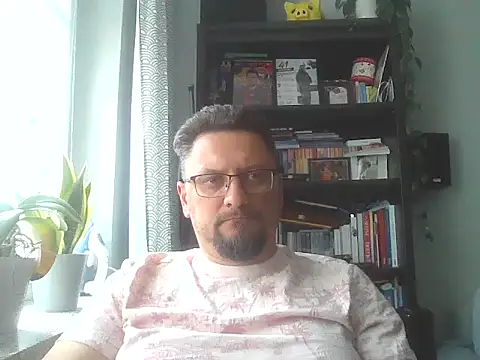19cmSlave online show from 13, 7, 2026