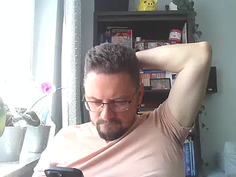 19cmSlave online show from 2, 6, 2026