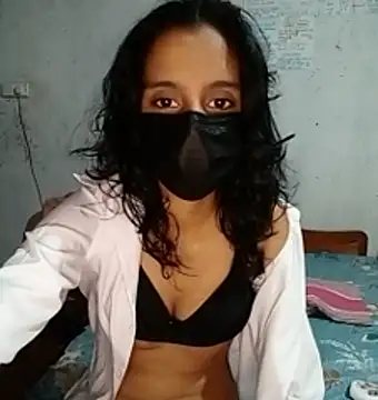 Snapshot of manu_babe chatting on 1, 4, 2026 manu babe online show from 1, 4, 2026