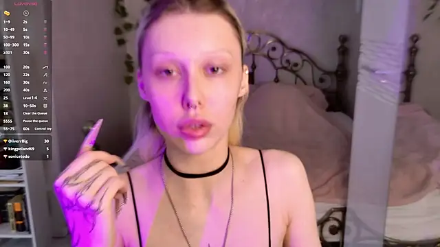 Snapshot of ghost_girly chatting on 19, 5, 2026 ghost girly online show from 19, 5, 2026