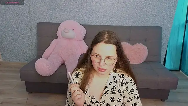Snapshot of SofiDreamm chatting on 3, 6, 2026 SofiDreamm online show from 3, 6, 2026