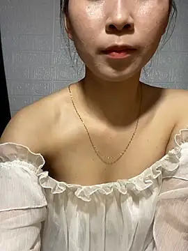 -Tini- online show from 30, 3, 2026