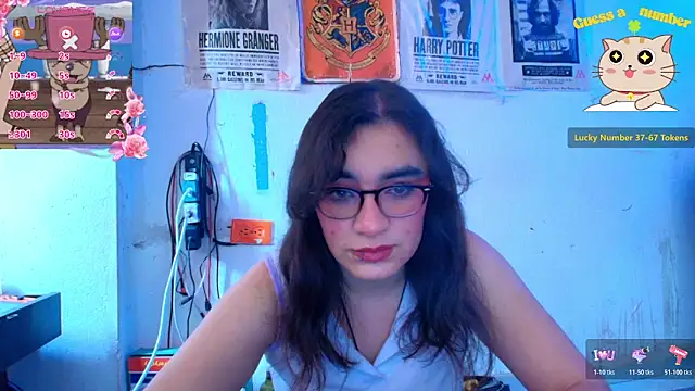 Snapshot of Ellaa_honey chatting on 11, 5, 2026 Ellaa honey online show from 11, 5, 2026