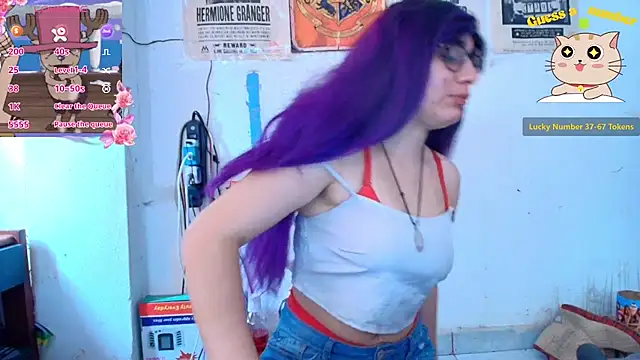 Snapshot of Ellaa_honey chatting on 12, 5, 2026 Ellaa honey online show from 12, 5, 2026