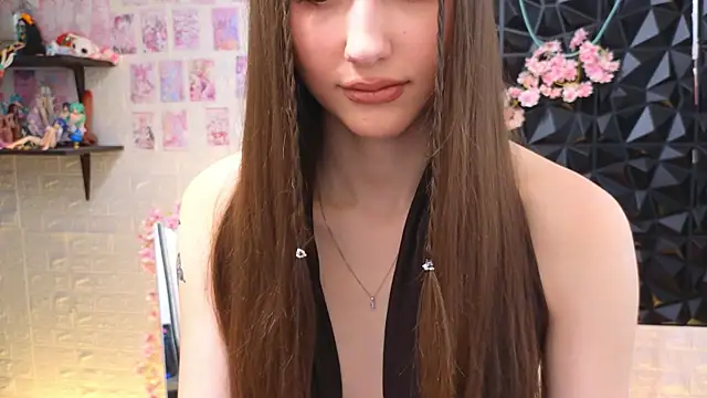 belle cute online show from 18, 4, 2026