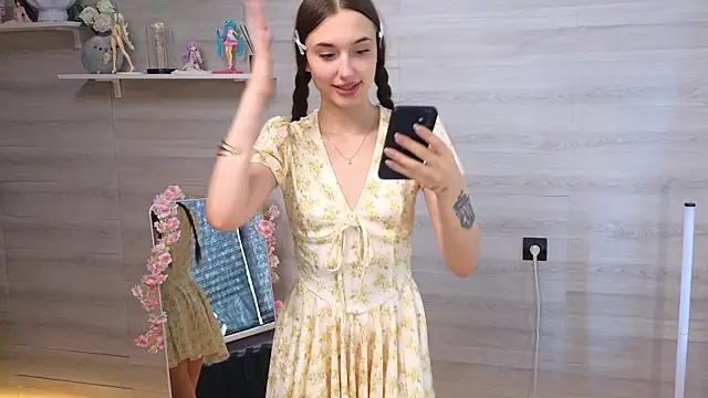 belle cute online show from 11, 6, 2026