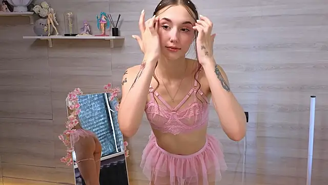 belle cute online show from 21, 6, 2026