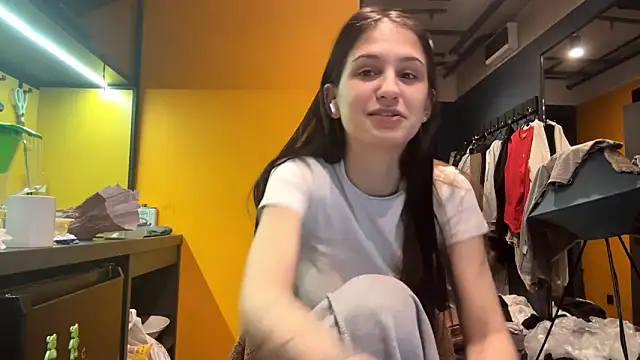 Darcia Luv online show from 31, 3, 2026