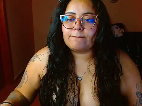 Snapshot of LunaAddittion chatting on 5, 5, 2026 LunaAddittion online show from 5, 5, 2026