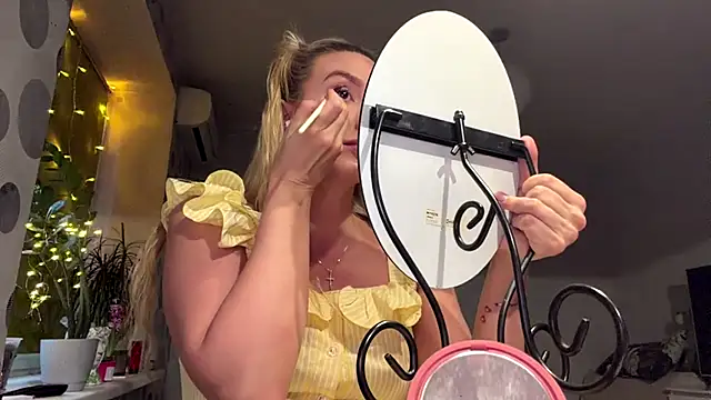 Snapshot of Annycute666 chatting on 1, 4, 2026 Annycute666 online show from 1, 4, 2026