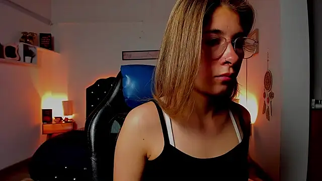 SaraRoads online show from 10, 4, 2026