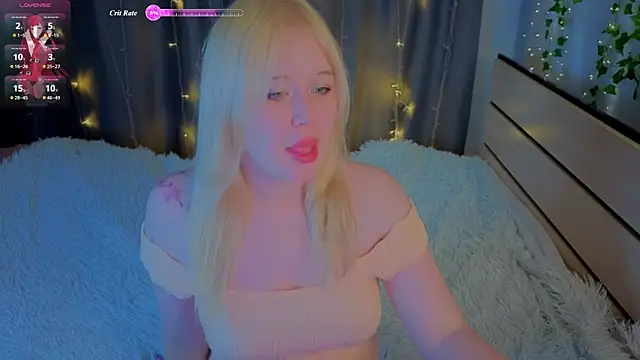 Snapshot of unburnedgirl chatting on 26, 6, 2026 unburnedgirl online show from 26, 6, 2026