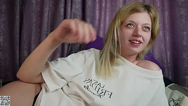 Snapshot of AkinaHaruko chatting on 19, 4, 2026 AkinaHaruko online show from 19, 4, 2026