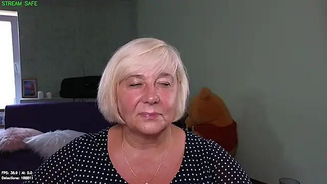Snapshot of Milane_Milky chatting on 7, 7, 2026 Milane Milky online show from 7, 7, 2026