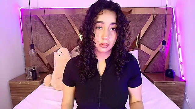 Snapshot of bella_swwan_ chatting on 21, 6, 2026 bella swwan online show from 21, 6, 2026