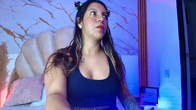 Lunaa Rossee online show from 1, 4, 2026