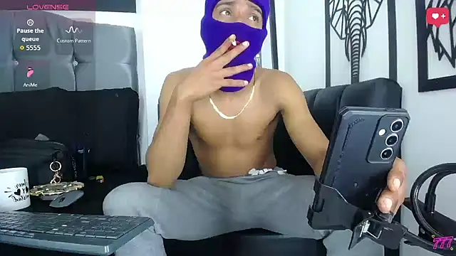 Snapshot of big_cock2016 chatting on 11, 4, 2026 big cock2016 online show from 11, 4, 2026