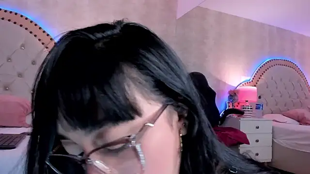 Adara Muller online show from 13, 6, 2026