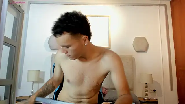  blowsex  online show from 31, 3, 2026