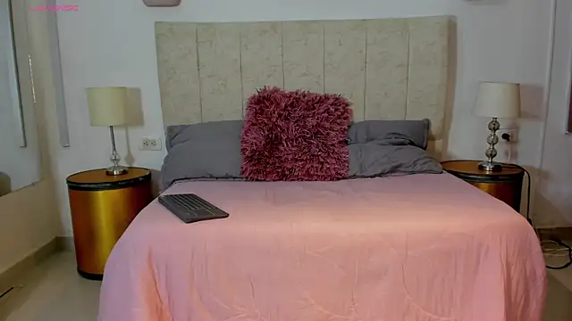  blowsex  online show from 10, 4, 2026