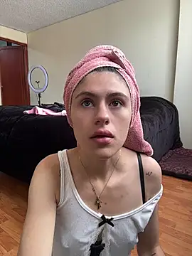 Lia fire online show from 23, 5, 2026