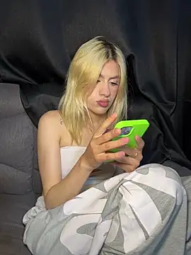 Lia fire online show from 28, 5, 2026