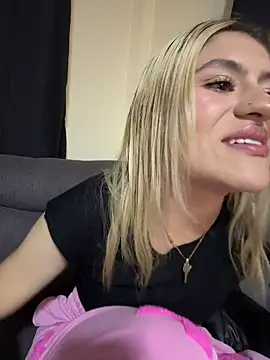 Lia fire online show from 26, 5, 2026