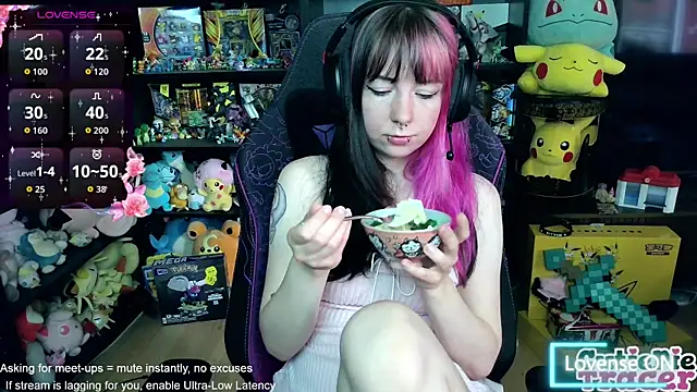 CutieTracer online show from 4, 6, 2026