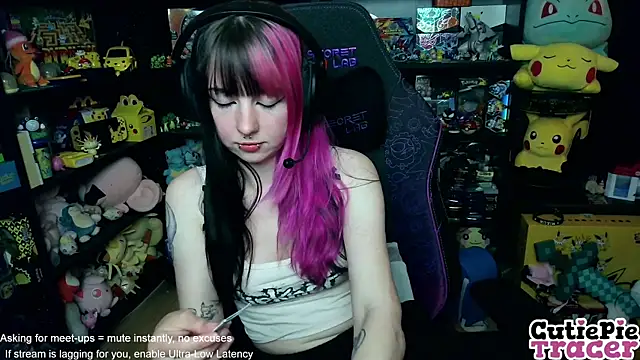 CutieTracer online show from 2, 6, 2026