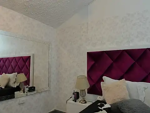 LehayJones online show from 7, 4, 2026