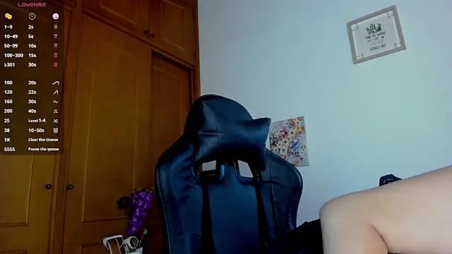 Violett Sykes online show from 6, 5, 2026