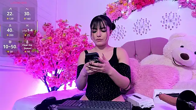 SamanthaVelvett  online show from 3, 4, 2026