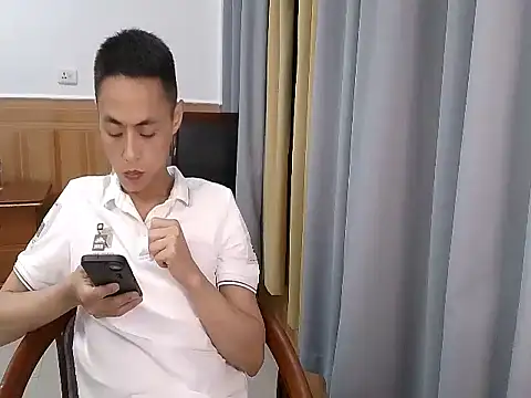 Snapshot of davidboys chatting on 9, 5, 2026 davidboys online show from 9, 5, 2026