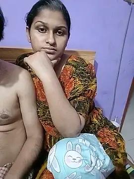 Snapshot of Jerin_Couple61 chatting on 7, 6, 2026 Jerin Couple61 online show from 7, 6, 2026