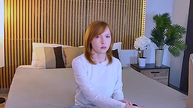 CherryCrushLove online show from 19, 4, 2026