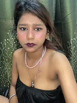 Snapshot of Cutiepie- chatting on 16, 4, 2026 Cutiepie- online show from 16, 4, 2026