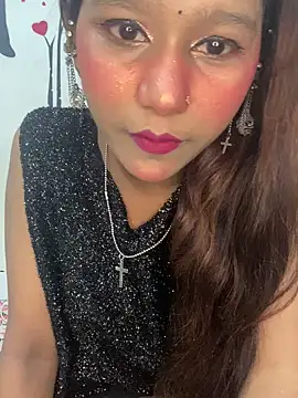Snapshot of Cutiepie- chatting on 5, 5, 2026 Cutiepie- online show from 5, 5, 2026