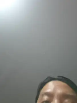 Snapshot of XRasee chatting on 5, 4, 2026 XRasee online show from 5, 4, 2026