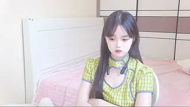 Snapshot of NINI531 chatting on 6, 5, 2026 NINI531 online show from 6, 5, 2026