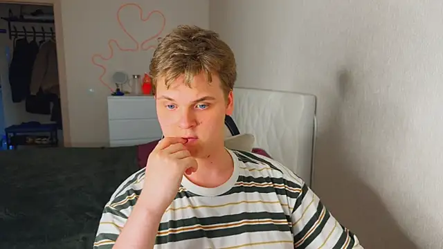 EvincedHook online show from 3, 4, 2026