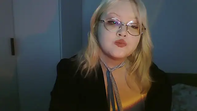 Elayne Sweet online show from 14, 6, 2026
