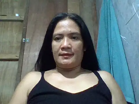Snapshot of PinayZaira chatting on 10, 6, 2026 PinayZaira online show from 10, 6, 2026