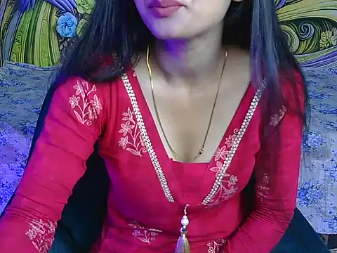 Snapshot of avni222 chatting on 8, 5, 2026 avni222 online show from 8, 5, 2026