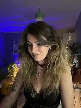 Rita Tease online show from 28, 4, 2026